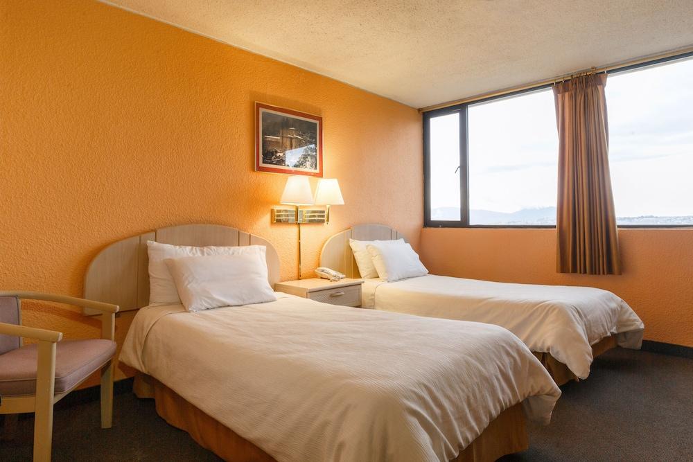 Stanford 3* Quito