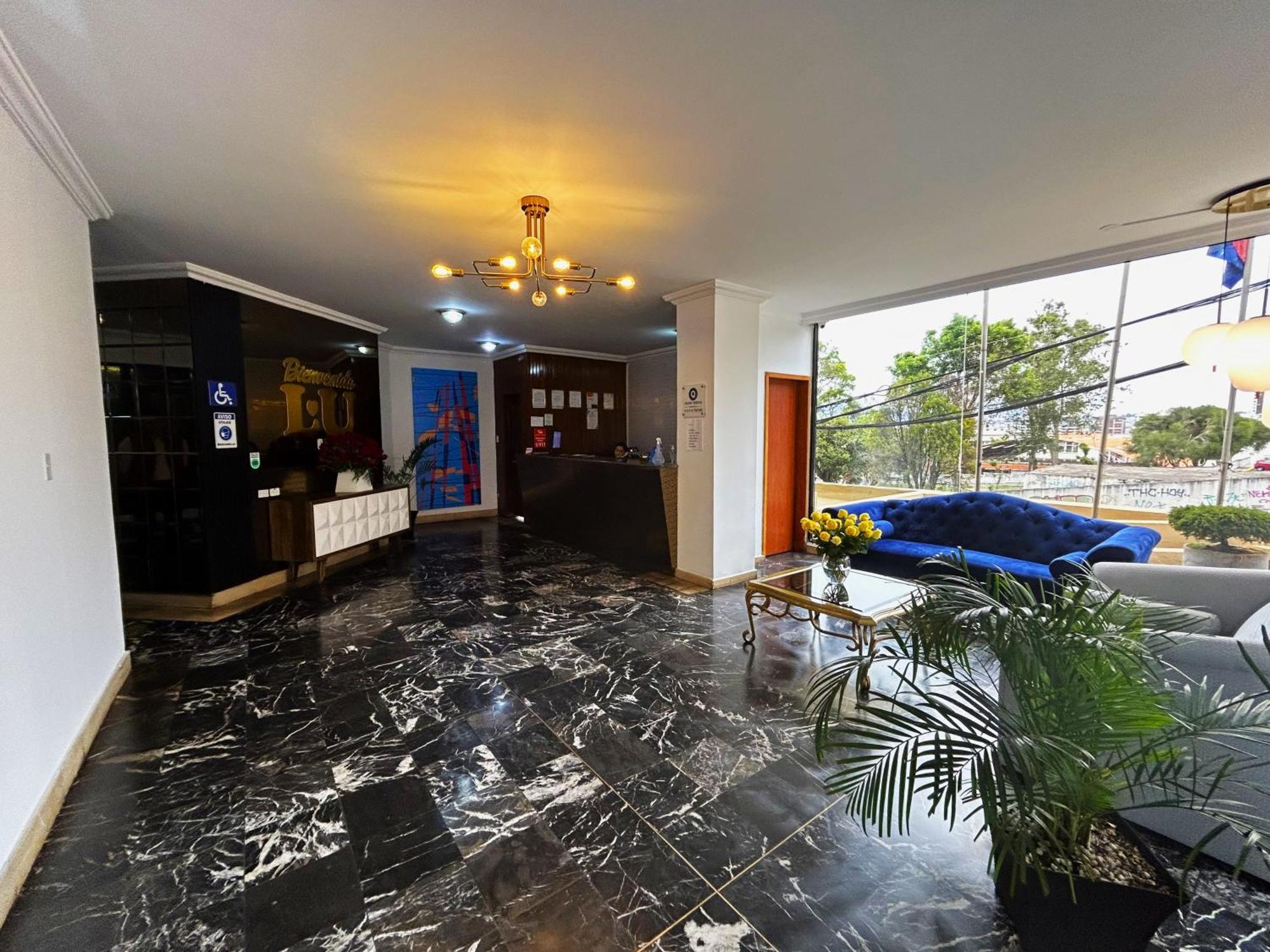 Hotel Stanford