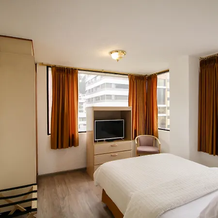 Stanford Suites Hotel Quito Exterior photo
