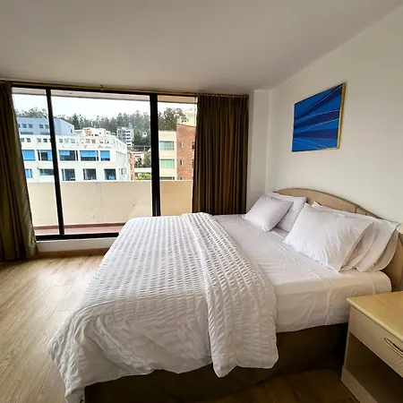 Stanford Suites Hotel Quito Exterior photo