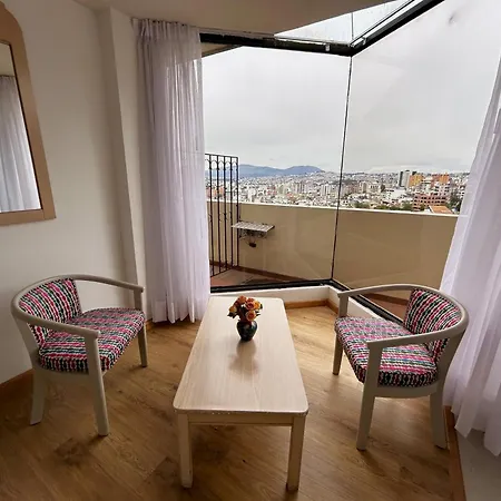 Stanford Suites Hotel Quito Exterior photo