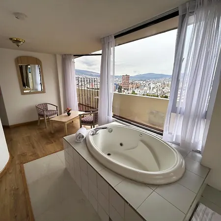 Stanford Suites Hotel Quito Exterior photo