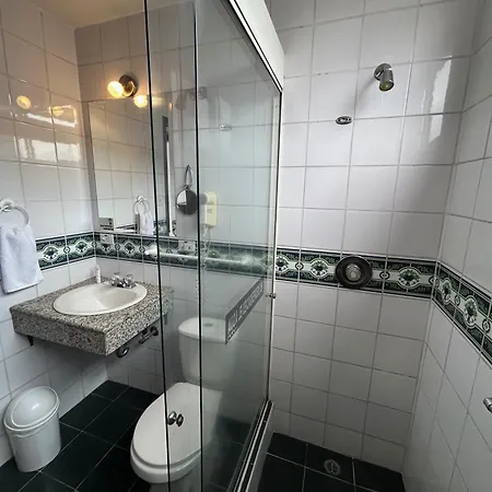 Stanford Suites Hotel Quito Room photo