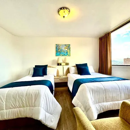 Stanford Suites Hotel Quito Exterior photo
